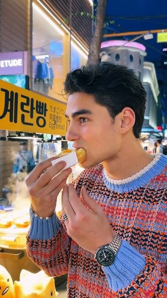 한 독일인이 평가한 한국 길거리 음식.jpg