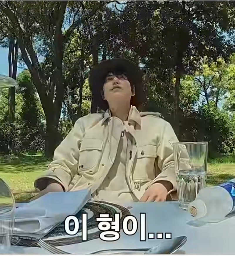 슈퍼주니어 규현이 겪은 가장 이상했던 레전드 매니저.jpg